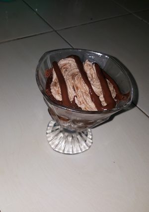 صورة لوصفة تحلية شوكولاتة وفول سوداني
