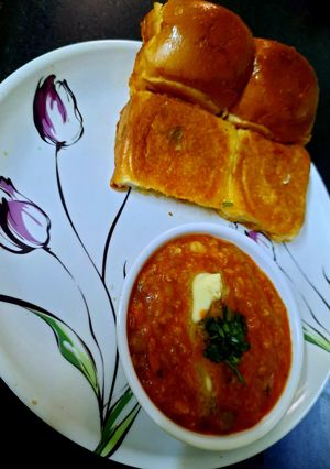 पाव भाजी रेसिपी मुख्य फोटो