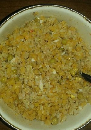 Una foto de Ensalada de lentejas turcas y arroz integral