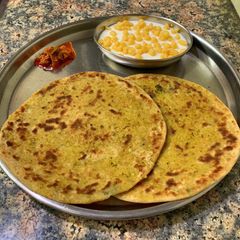A picture of Cauliflower paratha.