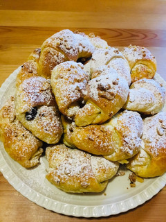 Pihe-puha szabolcsi szilvalekváros-diós kifli recept fotója