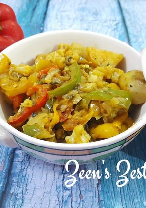 A picture of Mixed Capsicum and Cauliflower Curry with Potatoes.