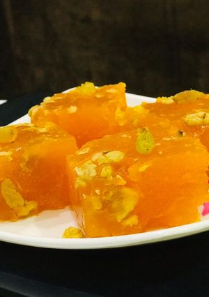 A picture of Custard barfi.