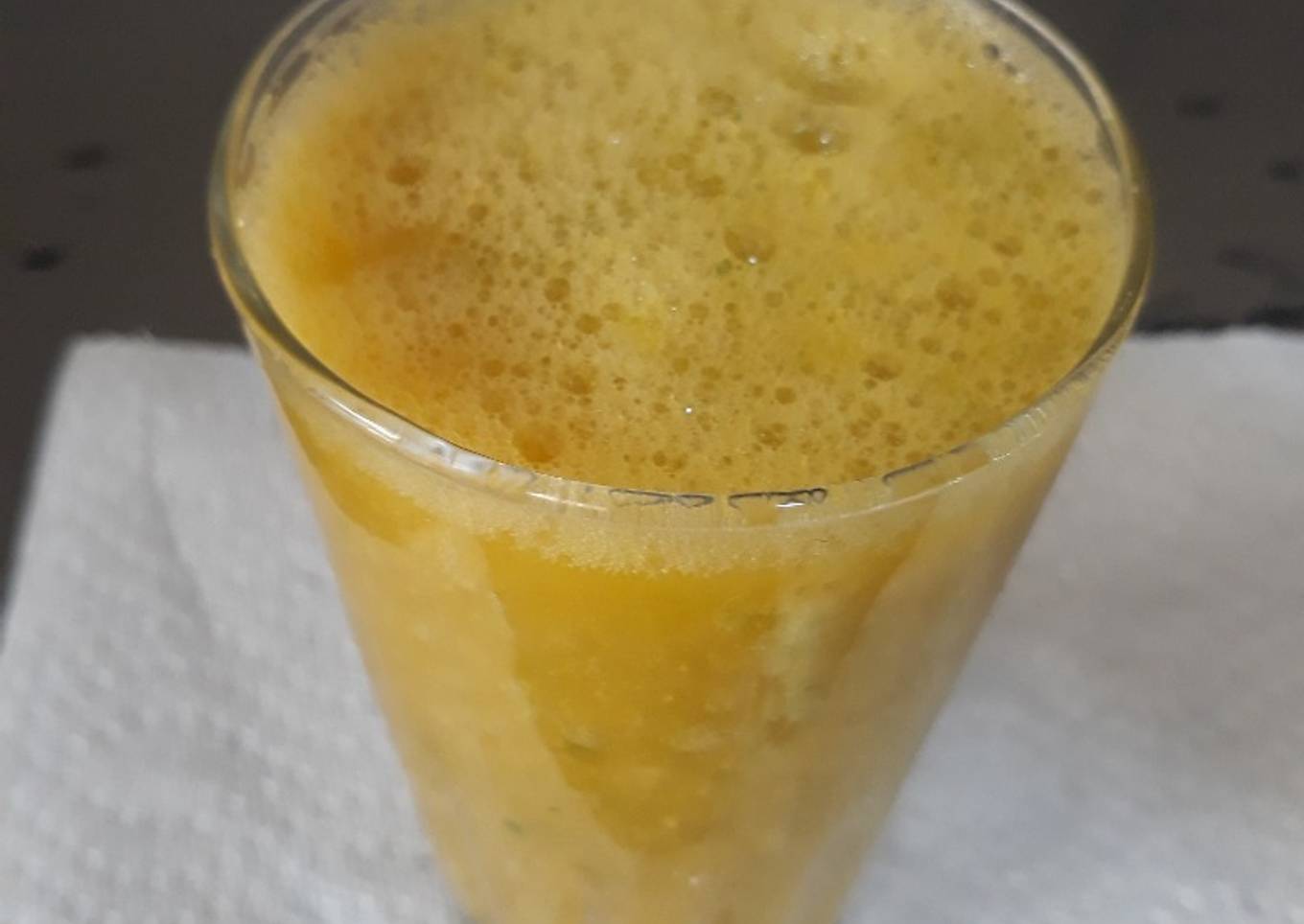 Mango and cucumber smoothie