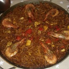 A picture of Seafood dish - Fideuà.