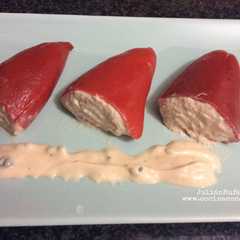 Una foto de Pimientos del piquillo rellenos de atún
