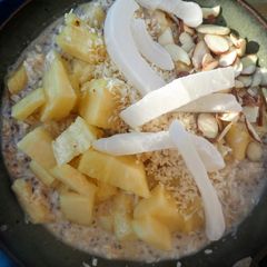 A picture of Pina Colada Overnight Oats.
