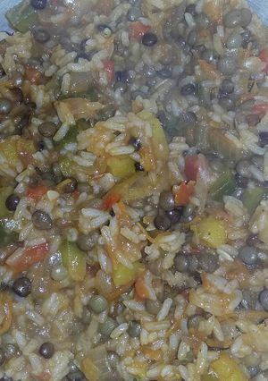 Una foto de Guiso de lentejas con arroz