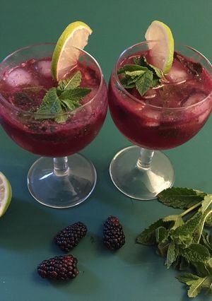 A picture of Blackberry mojito.