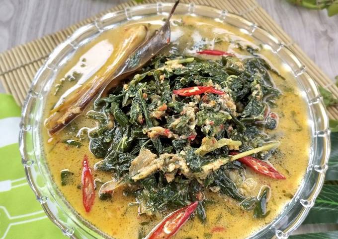 Resep Sayur Daun Singkong Oleh Indah Tuwiarsih Cookpad