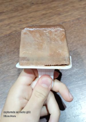 Una foto de Helado de chocolate en molde
