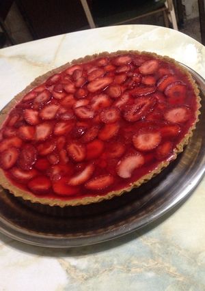 Una foto de Pie de fresa con crema pastelera, algo light 😊