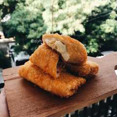รูปของ Risoles Smoked Beef Mayo
