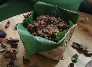 Foto resep Gudeg Jogya || Masak pakai Kendil & Daun Jati