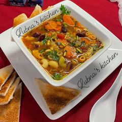 A picture of Minestrone Soup:.