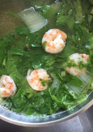 Hình của món Canh cải xoăn nấu tôm.