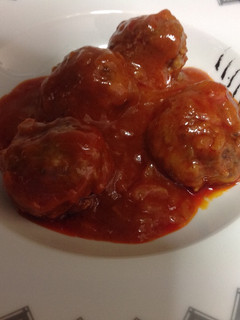 Una foto de Albóndigas con tomate