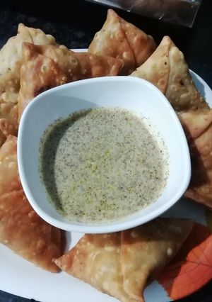 समोसा राई की चटनी (Samosa rai ki chutney recipe in hindi) रेसिपी मुख्य फोटो