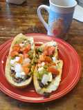 Molletes de nopales