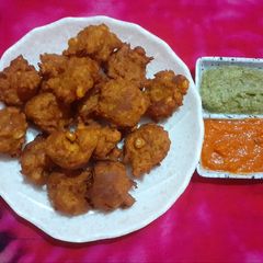 A picture of Corn pakoda.