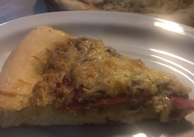 Bagaimana Membuat Tuna pizza homemade yang Bisa Manjain Lidah