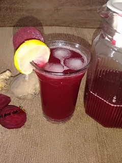 બીટરૂટ જ્યુસ (Beetroot Juice Recipe In Gujarati) રેસીપી મુખ્ય ફોટો