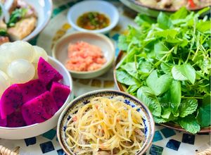 Hình của món Đu Đủ Mắm Nêm.