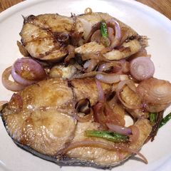 Fried Yellow Fin Tuna A picture of Fried Yellow Fin Tuna.