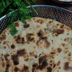 No oil Whole-wheat Aloo Paratha A picture of No oil Whole-wheat Aloo Paratha.
