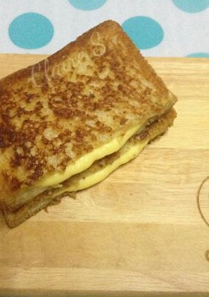 รูปของ แซนด์วิชชีสย่าง Grilled Cheese Sandwich