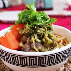 A picture of Taiwan Beef noodle easy cooked by da-dong pot.