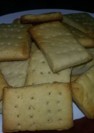 A picture of Short bread cookies.