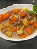 Cheapest and BEST and most Amazing family recipe on a budget - Corned beef hash - thanks mum