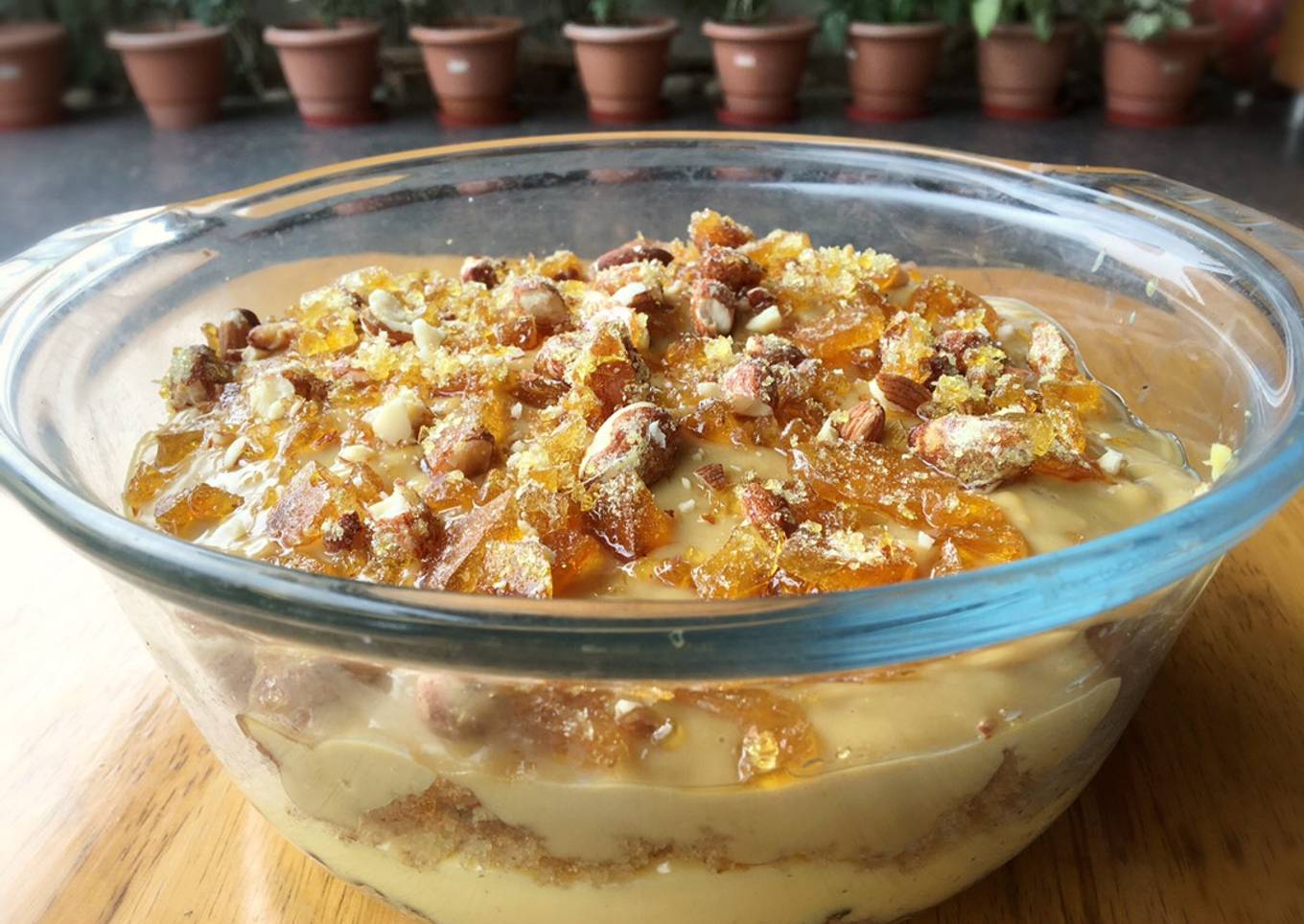 Caramel biscuit pudding