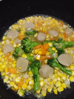 Foto resep Tumis Jagung Brokoli Wortel & Bakso