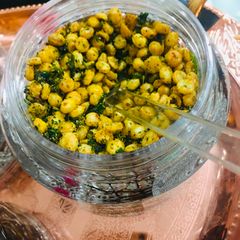 A picture of Green Chana Dal.