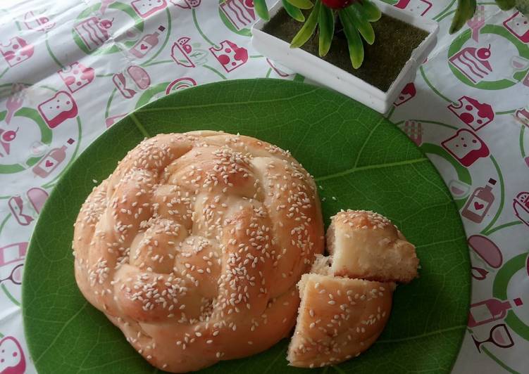 Resep Challah Bread ala Dapoer Mamake 👩‍🍳 (Resep Chef Juni Napitupulu aka KokiRoti) yang Sempurna