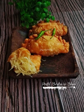 Langkah Mudah untuk Menyiapkan Resep Pastel Brutus isi bihun yang Lezat Anti Ribet, Menggugah Selera