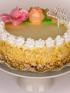 Barackos fehér csoki torta recept fotója