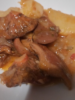 Una foto de Níscalos con patatas