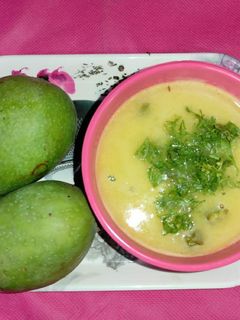 आंब्याची (कैरीची) कढी (ambhyachi kadhi recipe in marathi) रेसिपी चे मुख्य फोटो