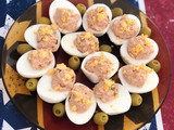 Huevos rellenos de paté