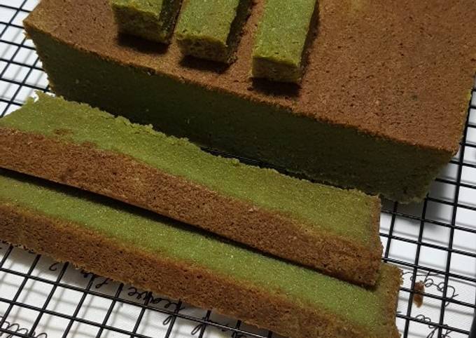 Green Moss Steamed Cake (Kek Lumut)