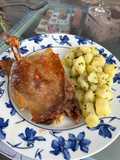 Confit de pato con patatas
