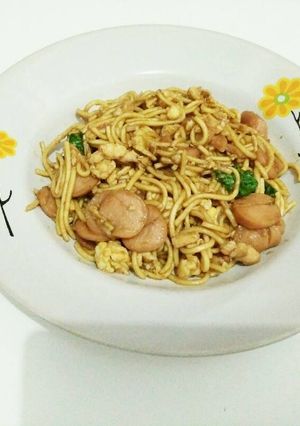 Foto resep Mie goreng ayam sosis
