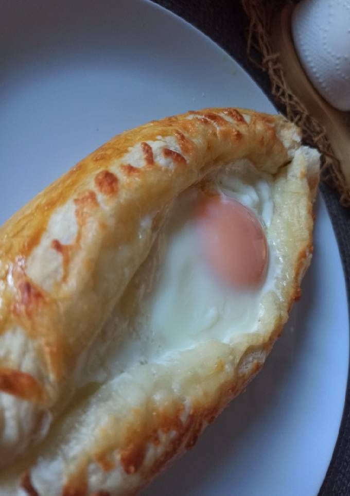 Хачапурі по-аджарськи