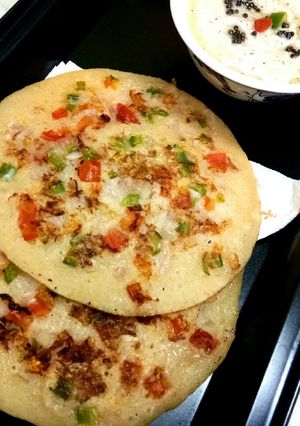 A picture of Rava Uttapam.