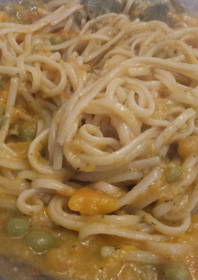 Una foto de Guiso de fideos súper económico y vegano♡