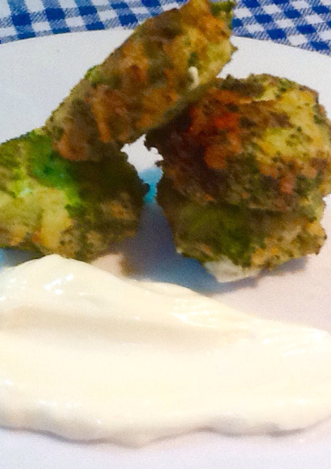 Una foto de Brócoli a la parmesana