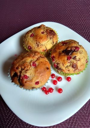 Ribizlis-citromos-csokis muffin recept fotója